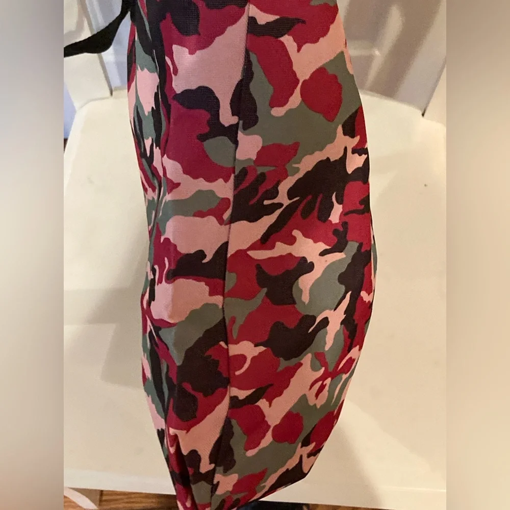 Stylish Pink Camouflage Tote Bag